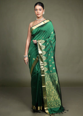 Green Kanjivaram Silk Saree With Blouse Piece