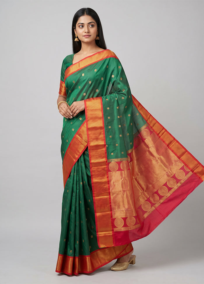 Green Kanjivaram Silk Saree With Blouse Piece