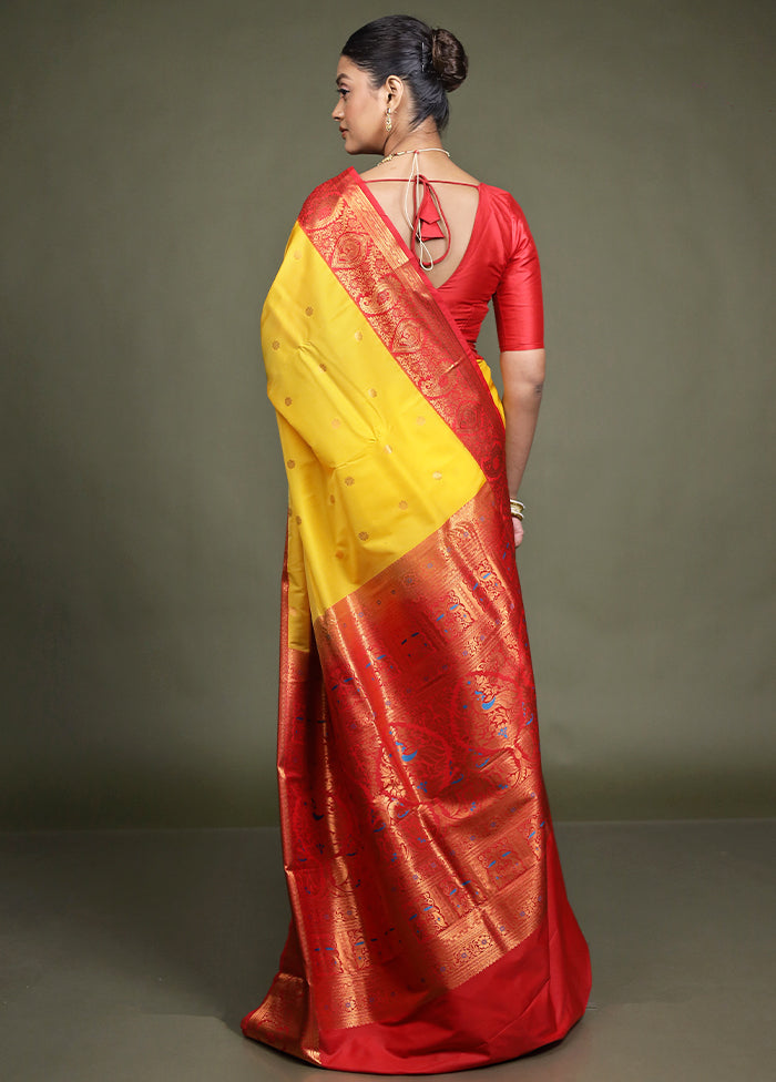 Yellow Kanjivaram Silk Saree With Blouse Piece