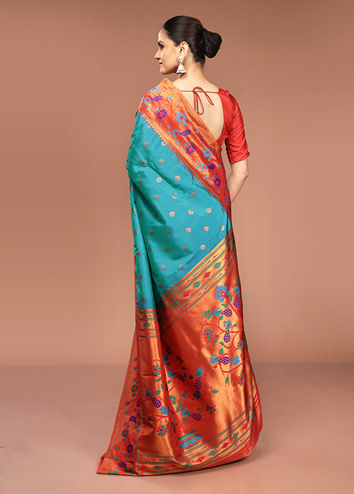 Green Kanjivaram Silk Saree With Blouse Piece