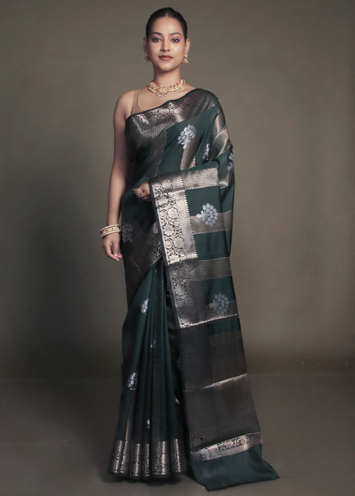 Green Kora Silk Saree With Blouse Piece