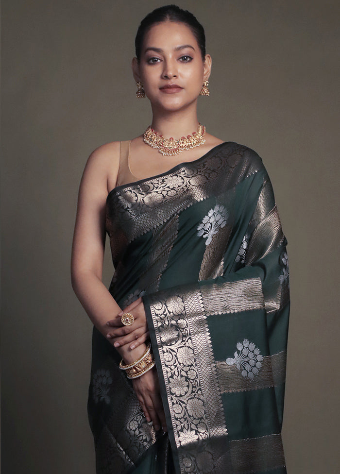 Green Kora Silk Saree With Blouse Piece
