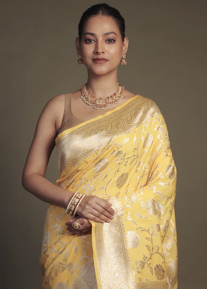 Yellow Uppada Silk Saree With Blouse Piece