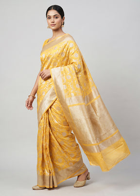 Yellow Uppada Silk Saree With Blouse Piece