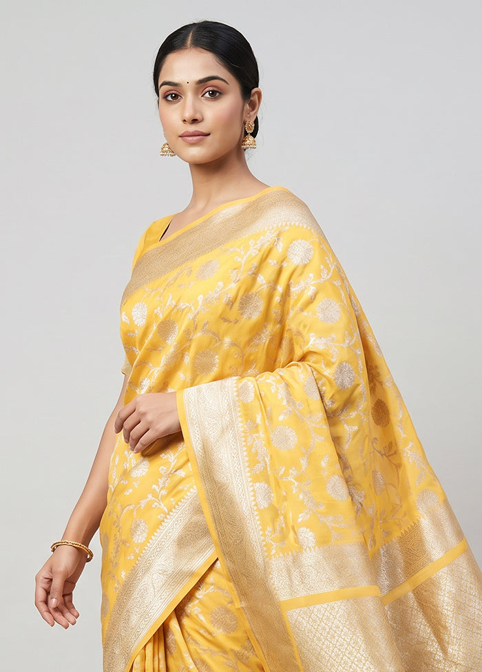 Yellow Uppada Silk Saree With Blouse Piece