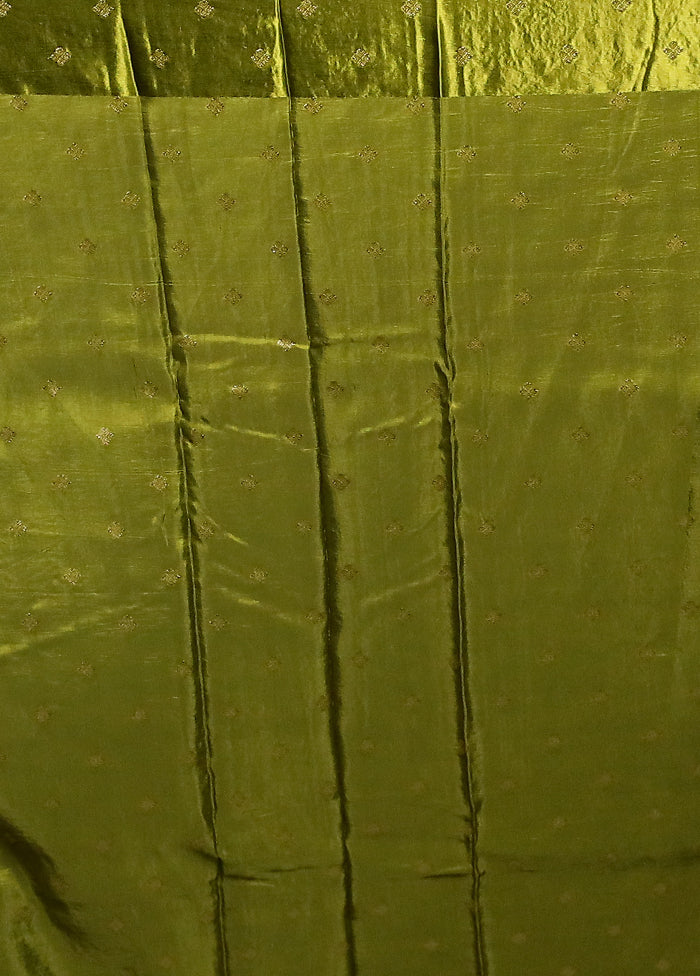 Green Dupion Silk Saree With Blouse Piece