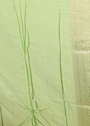 Green Dupion Silk Saree With Blouse Piece