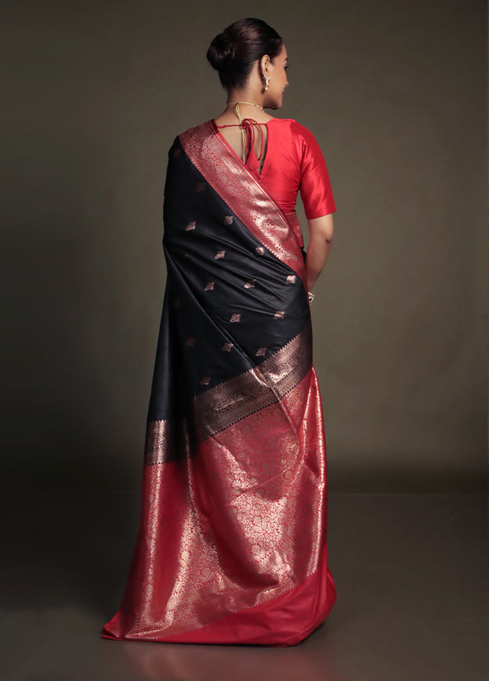 Black Katan Silk Saree With Blouse Piece