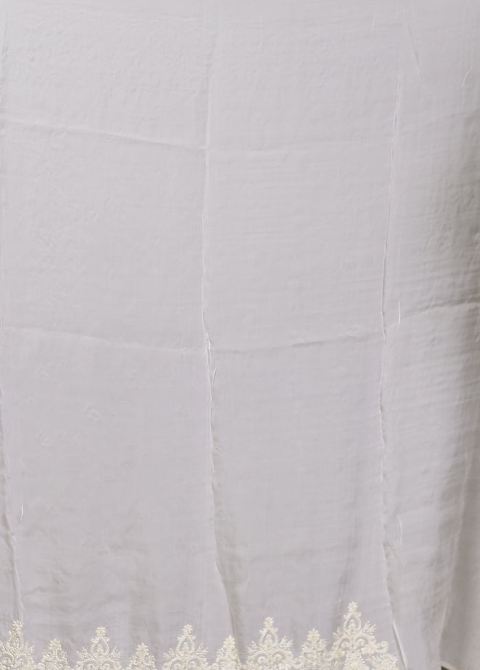 White Handloom Pure Organza Saree With Blouse Piece