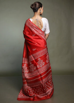 Red Printed Silk Saree Without Blouse Piece