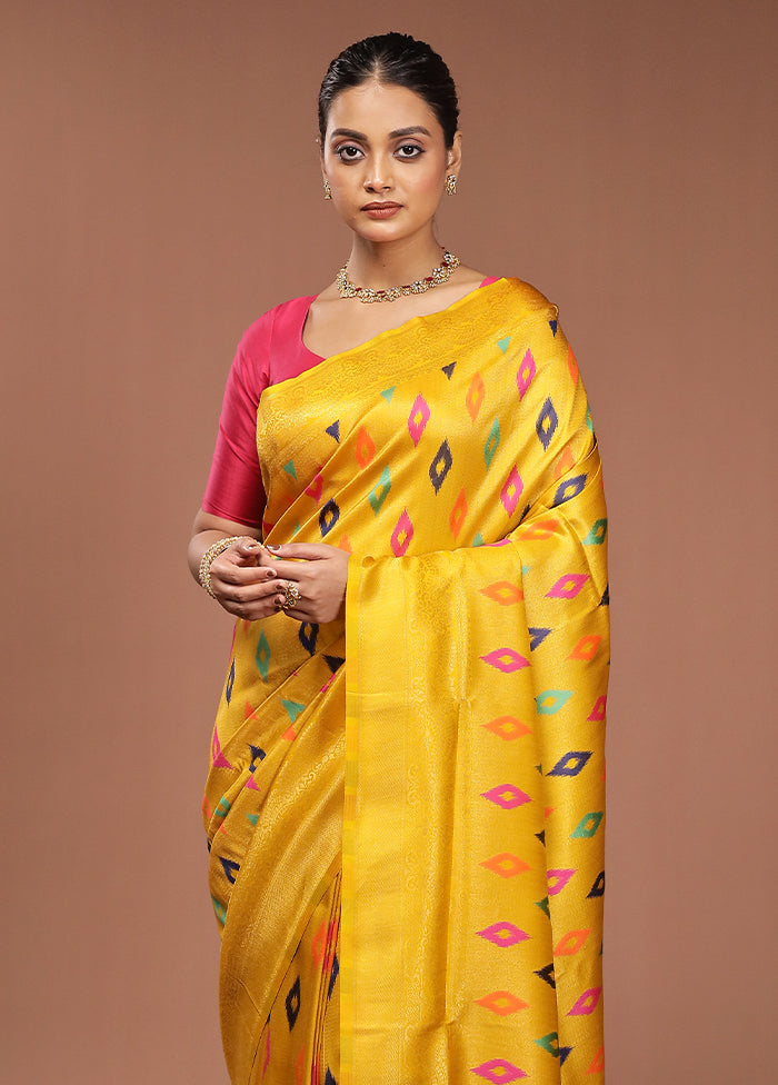 Yellow Dupion Silk Saree With Blouse Piece