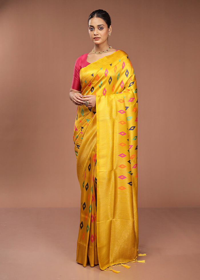 Yellow Dupion Silk Saree With Blouse Piece