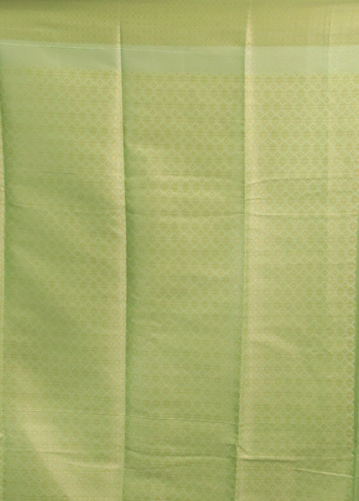 Green Kora Silk Saree With Blouse Piece