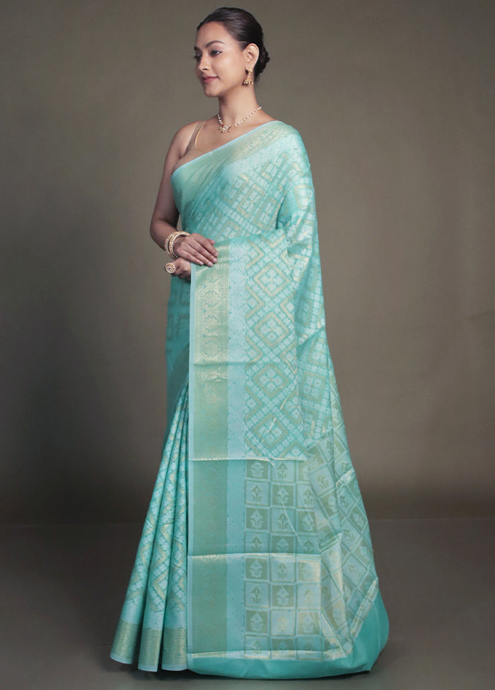 Green Kora Silk Saree With Blouse Piece