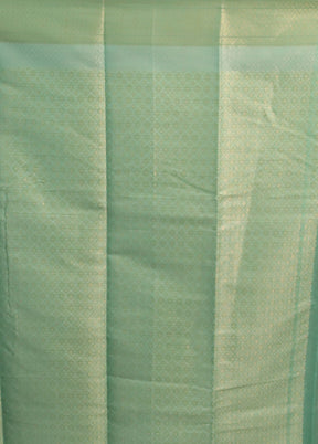 Green Kora Silk Saree With Blouse Piece