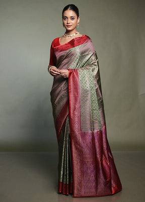 Green Handloom Jamewar Pure Silk Saree With Blouse Piece