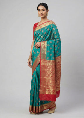 Cream Kanjivaram Silk Saree With Blouse Piece