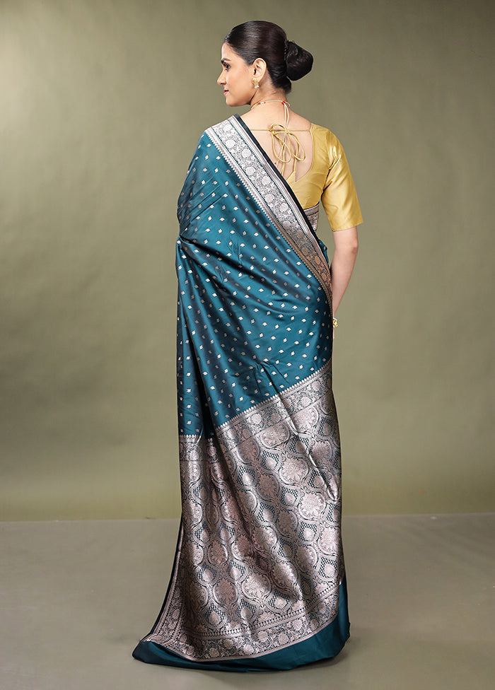 Green Katan Silk Saree With Blouse Piece