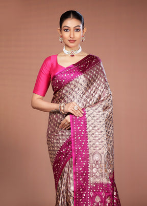 Cream Tanchoi Silk Saree With Blouse Piece