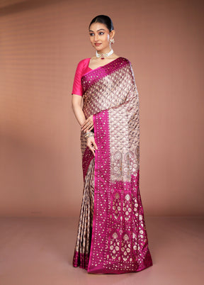 Cream Tanchoi Silk Saree With Blouse Piece