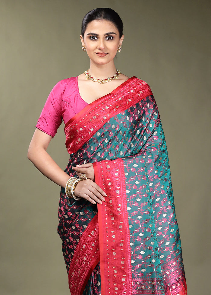 Green Tanchoi Silk Saree With Blouse Piece
