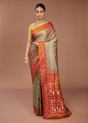 Green Tanchoi Silk Saree With Blouse Piece