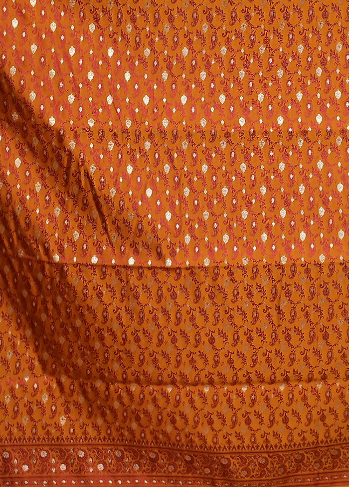 Green Tanchoi Silk Saree With Blouse Piece