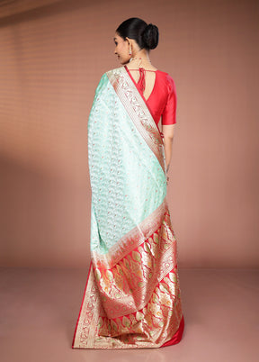 Green Handloom Tanchoi Pure Silk Saree With Blouse Piece