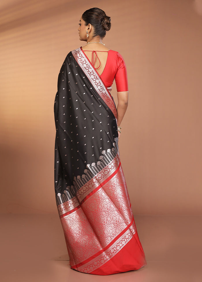 Black Banarasi Silk Saree With Blouse Piece