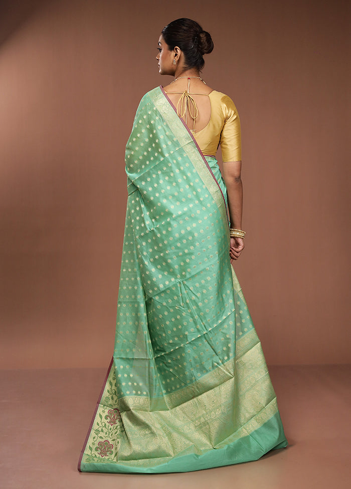 Green Cotton Saree With Blouse Piece