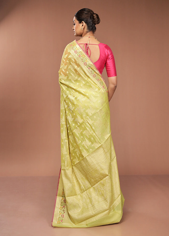 Green Cotton Saree With Blouse Piece