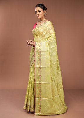 Green Cotton Saree With Blouse Piece