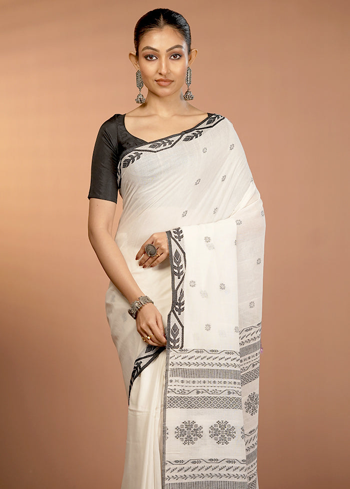 White Matka Silk Saree With Blouse Piece