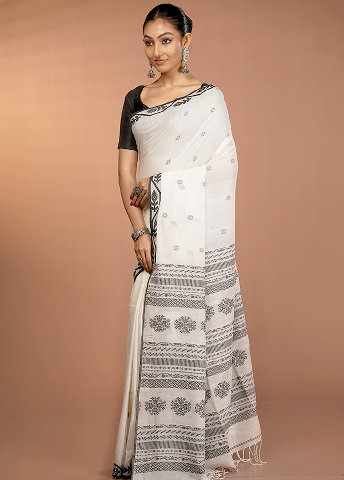 White Matka Silk Saree With Blouse Piece
