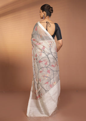 White Handloom Matka Pure Silk Saree With Blouse Piece