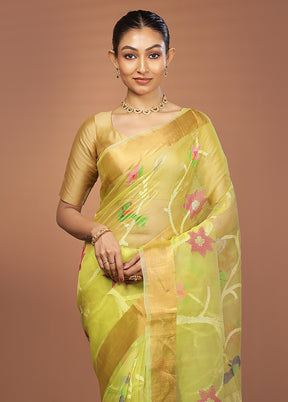 Green Handloom Matka Pure Silk Saree With Blouse Piece