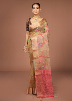 Cream Handloom Matka Pure Silk Saree With Blouse Piece