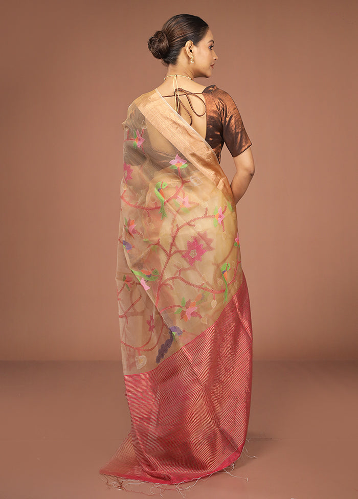 Cream Handloom Matka Pure Silk Saree With Blouse Piece
