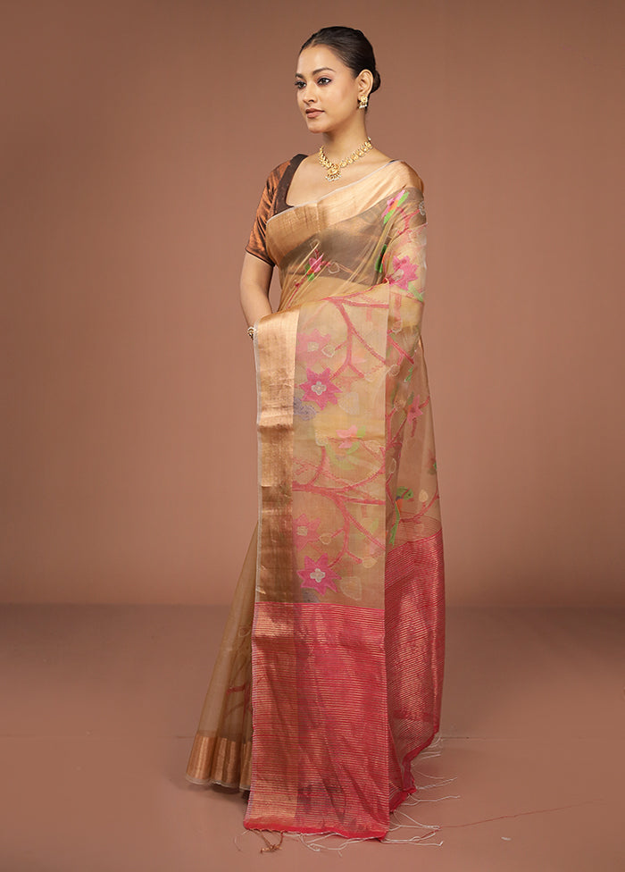 Cream Handloom Matka Pure Silk Saree With Blouse Piece