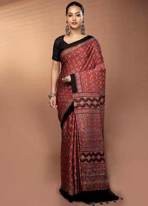 Maroon Printed Pure Silk Saree Without Blouse Piece