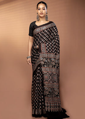 Black Printed Pure Silk Saree Without Blouse Piece