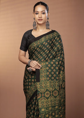 Green Printed Pure Silk Saree Without Blouse Piece