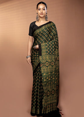 Green Printed Pure Silk Saree Without Blouse Piece
