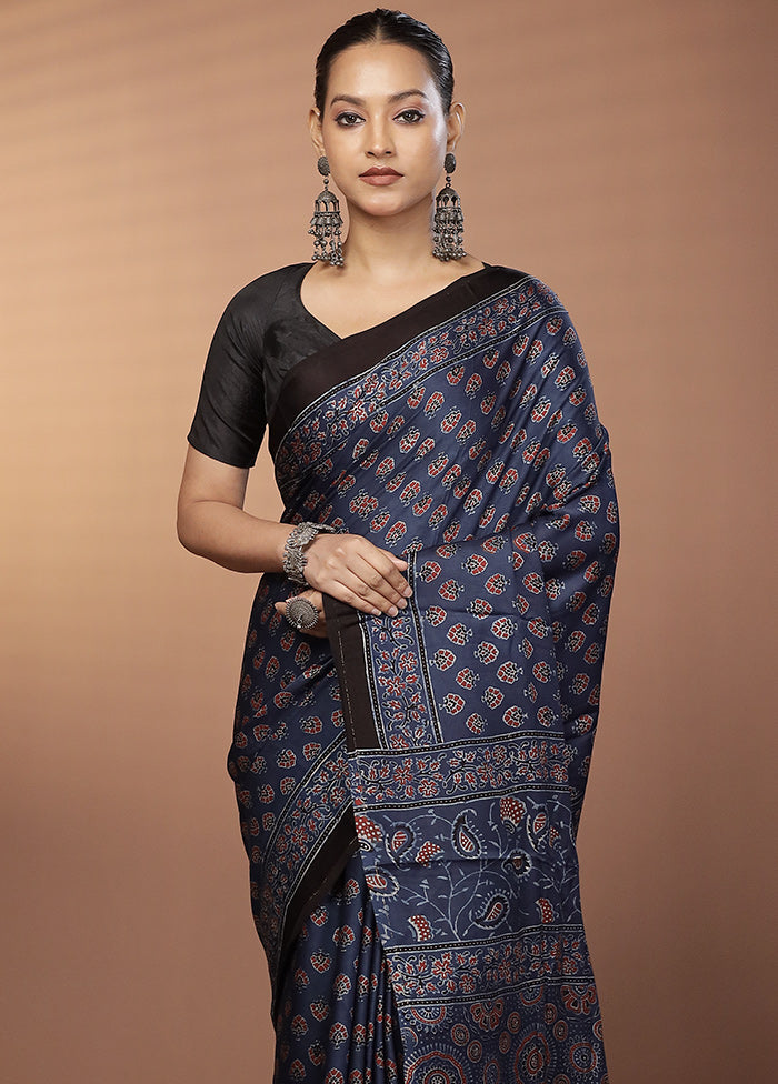 Blue Printed Silk Saree Without Blouse Piece