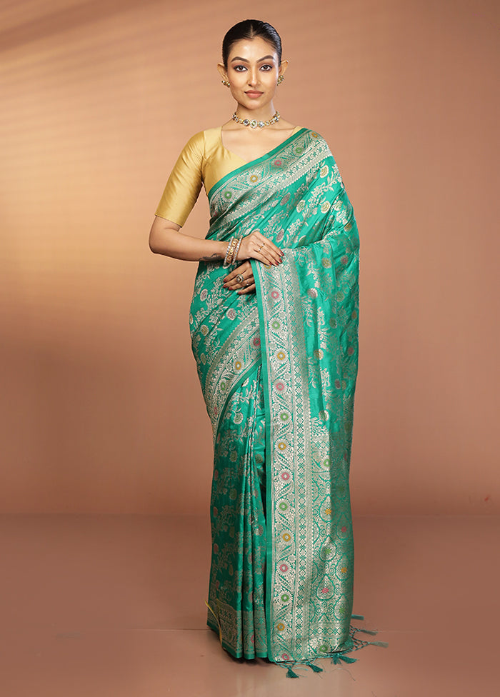 Green Dupion Silk Saree With Blouse Piece