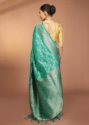 Green Dupion Silk Saree With Blouse Piece