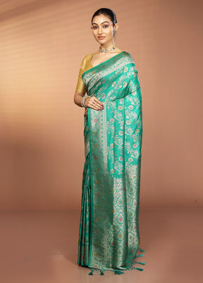 Green Dupion Silk Saree With Blouse Piece