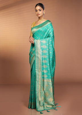 Green Dupion Silk Saree With Blouse Piece