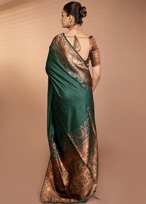 Green Dupion Silk Saree With Blouse Piece