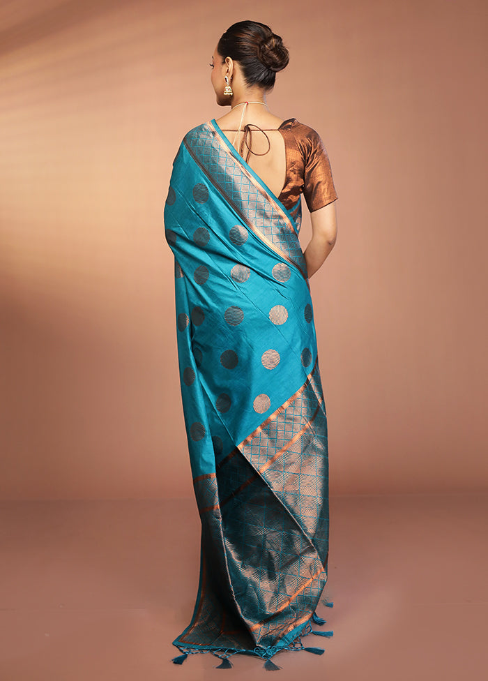 Green Dupion Silk Saree With Blouse Piece